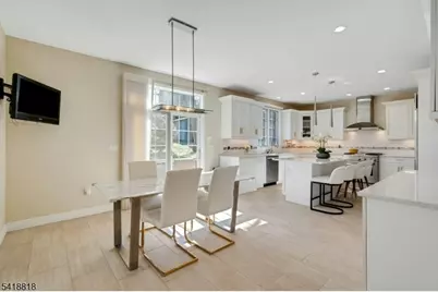 26 Sunset Rd, Livingston, NJ 07039 - Photo 9