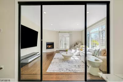 26 Sunset Rd, Livingston, NJ 07039 - Photo 11