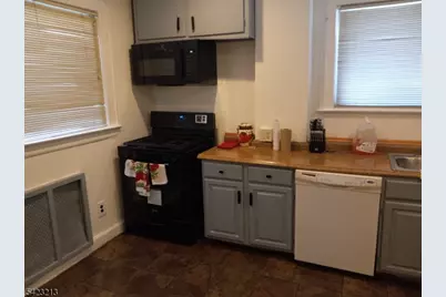 61 Putnam St, Newark, NJ 07106 - Photo 7