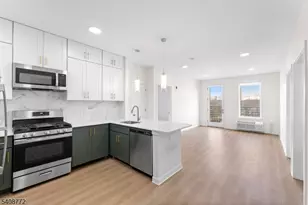 321 E 3rd St, Plainfield, NJ 07060 - Photo 9