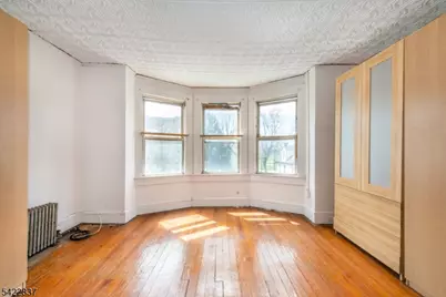 66 Gautier Ave #3R, Jersey City, NJ 07306 - Photo 3