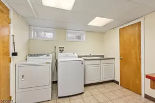 81 Tooker Ave, Springfield, NJ 07081 - Photo 15