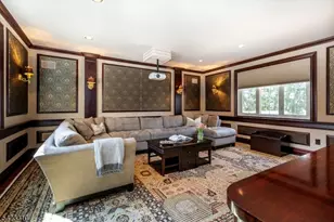 26 Mountain Ridge Dr, Livingston, NJ 07039 - Photo 15