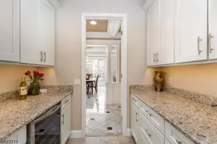 26 Mountain Ridge Dr, Livingston, NJ 07039 - Photo 17