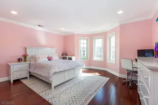 26 Mountain Ridge Dr, Livingston, NJ 07039 - Photo 27