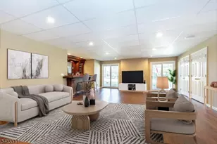 26 Mountain Ridge Dr, Livingston, NJ 07039 - Photo 35