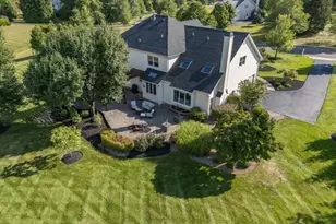 11 Messenger Ln, Raritan Township, NJ 08551 - Photo 3