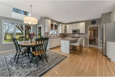 11 Messenger Ln, Raritan Township, NJ 08551 - Photo 5