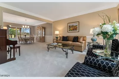 11 Messenger Ln, Raritan Township, NJ 08551 - Photo 15