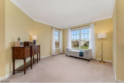 11 Messenger Ln, Raritan Township, NJ 08551 - Photo 23