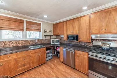 40 Grace St, Bloomfield, NJ 07003 - Photo 13