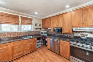 40 Grace St, Bloomfield, NJ 07003 - Photo 13