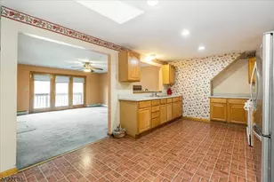 261 Terhune Ave., Passaic, NJ 07055 - Photo 17