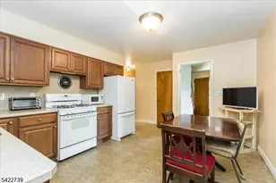 261 Terhune Ave., Passaic, NJ 07055 - Photo 11