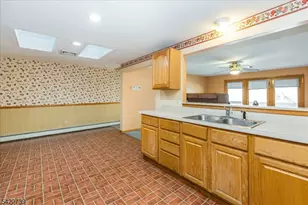 261 Terhune Ave., Passaic, NJ 07055 - Photo 19