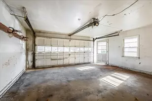 261 Terhune Ave., Passaic, NJ 07055 - Photo 31