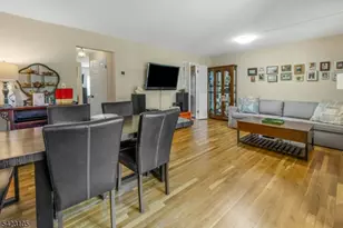 14 Pembroke Dr, Mendham, NJ 07945 - Photo 11