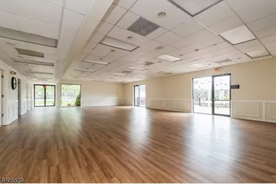 14 Pembroke Dr, Mendham, NJ 07945 - Photo 33