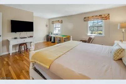 14 Pembroke Dr, Mendham, NJ 07945 - Photo 17
