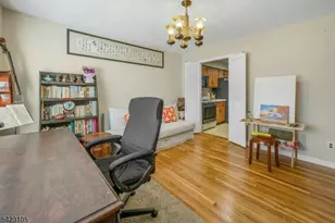 14 Pembroke Dr, Mendham, NJ 07945 - Photo 9