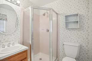 2 Eisenhower Rd, Closter, NJ 07624 - Photo 9