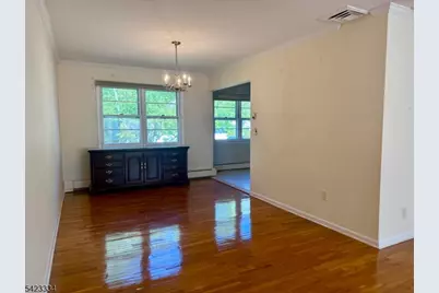 2 Eisenhower Rd, Closter, NJ 07624 - Photo 9