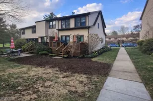 8 Chelsea Cir, Raritan Township, NJ 08822 - Photo 29