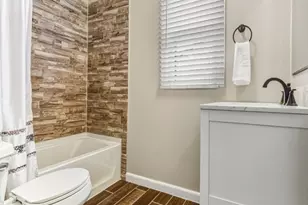 8 Chelsea Cir, Raritan Township, NJ 08822 - Photo 17