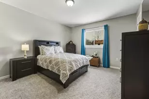 8 Chelsea Cir, Raritan Township, NJ 08822 - Photo 21