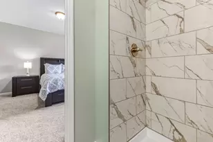 8 Chelsea Cir, Raritan Township, NJ 08822 - Photo 25