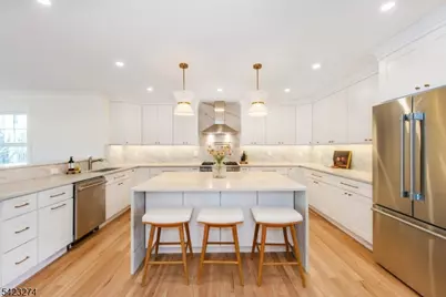 196 Vinton Circle, Fanwood, NJ 07023 - Photo 7