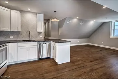 1934 Long Hill Rd #3, Long Hill Township, NJ 07946 - Photo 3