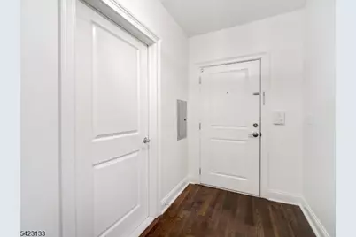 90 Clinton Ave #204, Newark, NJ 07114 - Photo 3