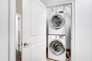 90 Clinton Ave, Newark, NJ 07114 - Photo 19