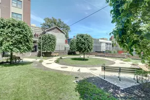 90 Clinton Ave, Newark, NJ 07114 - Photo 25