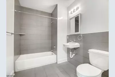 90 Clinton Ave #204, Newark, NJ 07114 - Photo 13