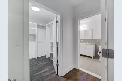 90 Clinton Ave #204, Newark, NJ 07114 - Photo 17