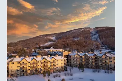 55 Orchard Dr, Vernon, NJ 07462 - Photo 21