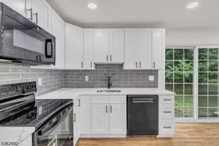 55 Orchard Dr, Vernon, NJ 07462 - Photo 7