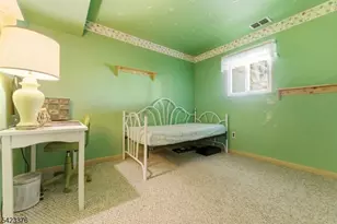 403 Red School Ln, Lopatcong Township, NJ 08865 - Photo 15