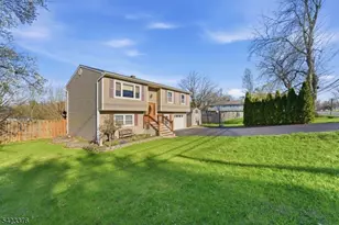 403 Red School Ln, Lopatcong Township, NJ 08865 - Photo 3