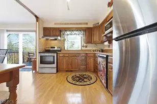 403 Red School Ln, Lopatcong Township, NJ 08865 - Photo 11