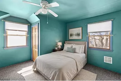 348 Maplewood Ave, Kenilworth, NJ 07033 - Photo 13
