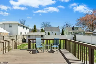 348 Maplewood Ave, Kenilworth, NJ 07033 - Photo 17