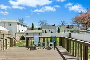 348 Maplewood Ave, Kenilworth, NJ 07033 - Photo 17