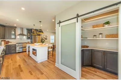 129 Essex Ave, Bloomfield Twp., NJ 07003 - Photo 19