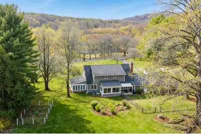 42 Sutton Road, Tewksbury Township, NJ 08833 - Photo 41