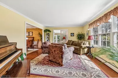 42 Sutton Road, Tewksbury Township, NJ 08833 - Photo 5