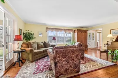 42 Sutton Road, Tewksbury Township, NJ 08833 - Photo 9