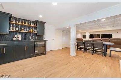 15 Green Meadows Rd, Fairfield, NJ 07004 - Photo 39